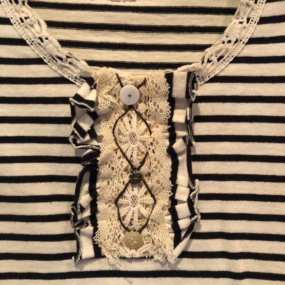 Blouse - Picture 2 of 5